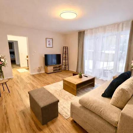 Charmante Mit Terrasse In Ruhiger Lage Von Kreuztal-zentrum Apartment Kreuztal