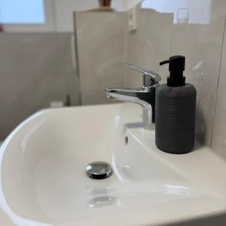 Charmante Mit Terrasse In Ruhiger Lage Von Kreuztal-zentrum Kreuztal